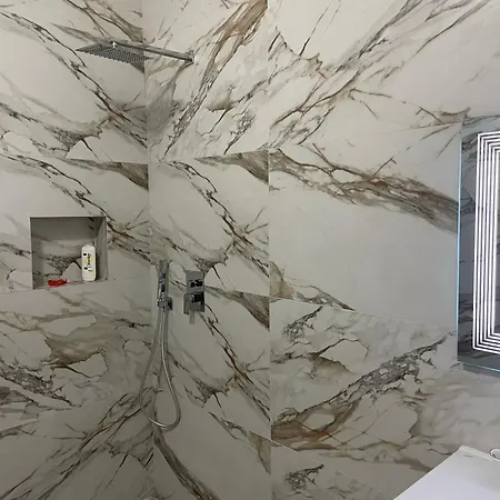 Briart Апартаменты