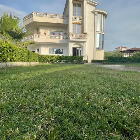 Vila Briart