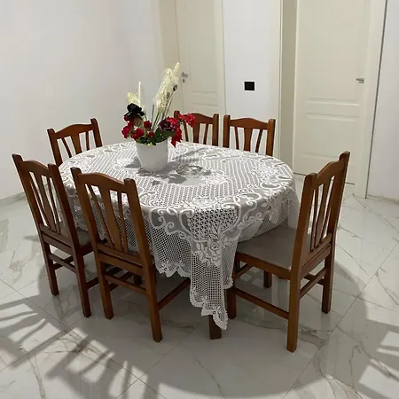 Vila Briart * Durres