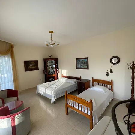 Apartment Vila Briart Durres